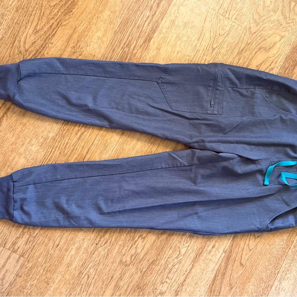 Figs Women's Gray Joggers with Teal Drawstring